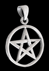 36,8 mm. Pentagram hänge i Äkta silver.