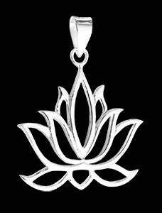 Vackert halsband med en lotusblomma i silver.