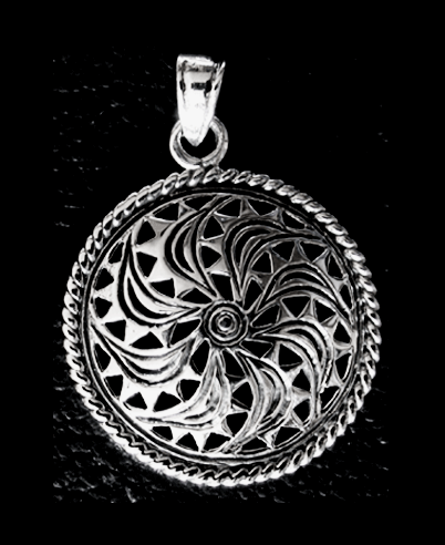 Solkors smycke i Äkta silver.