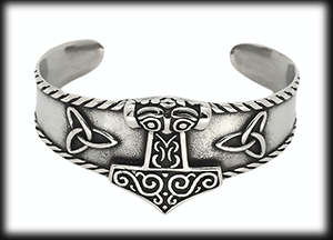 Bred Tors hammare armband i rostfritt stål.