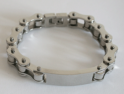 12.5 mm. Blank. MC Armband i stål.