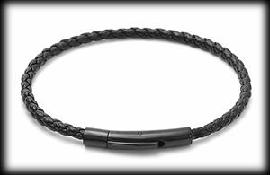 Smalt läderarmband i äkta läder.