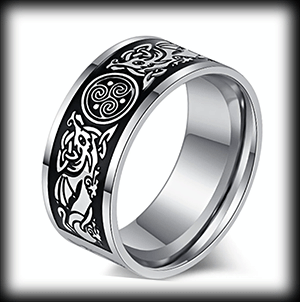 Nidhög ring i rostfritt stål.