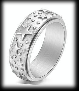 8 mm. "A star is born" Spinner ring i rostfritt stål..