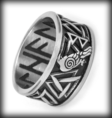 Rejäl stålring med Valknut - Odens knut.