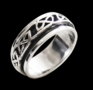 Keltisk spinner ring i Äkta silver.