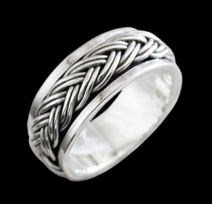 8.5 mm. Flätad stress / ADHD ring i Äkta silver.