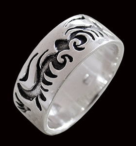 Tribal ring i Äkta silver.