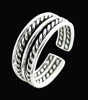 Bred men samtidigt elegant tåring i Äkta silver.