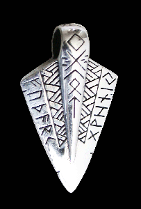 Spjutspets i Äkta silver med runor.