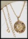 Ohm-smycke / Aum halsband. Chakra halsband i brons.