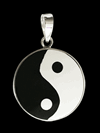 30 mm. Yin & Yang hänge i Äkta silver.