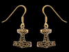 Torshammare örhängen i brons.