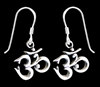 Vackra Aum / Ohm örhängen i Äkta silver.