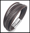 Fem delat läderarmband i brunt läder.