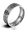 8 mm. Diskretare keltisk ring i stål.