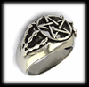 Pentagram ring i rostfritt stål.