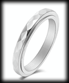 6 mm. Fasettslipad spinner ring i rostfritt stål..