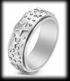 8 mm. "A star is born" Spinner ring i rostfritt stål..