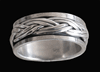 8.2 mm. Flätad spinner ring / stressring i Äkta silver..