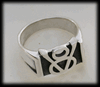 Klackring- Liten V8 ring i Äkta silver.